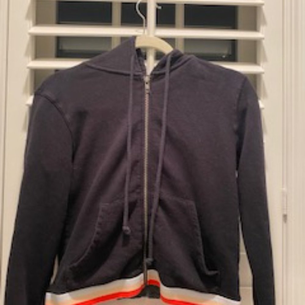 VLVT Black size XS zip-up